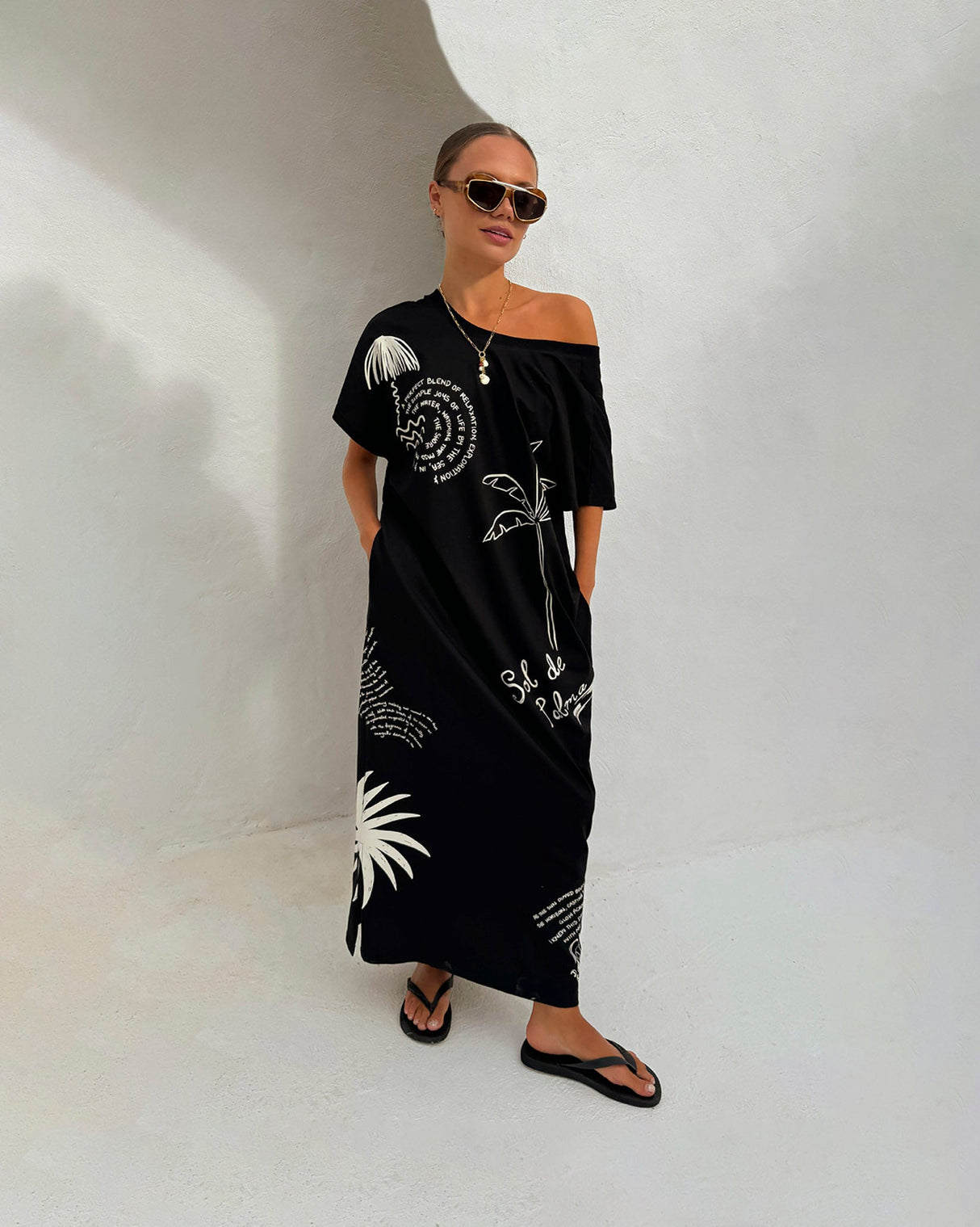 Black Palma T-Shirt Dress