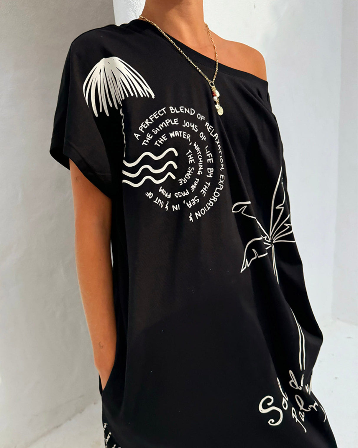 Black Palma T-Shirt Dress