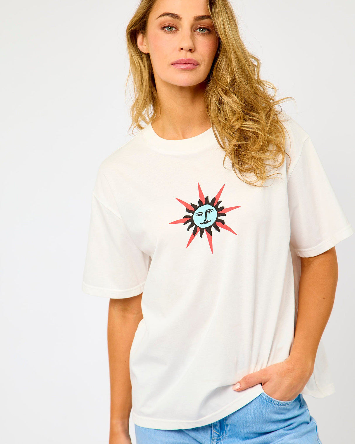 White-Morocco-Graphic-Sun-T-Shirt