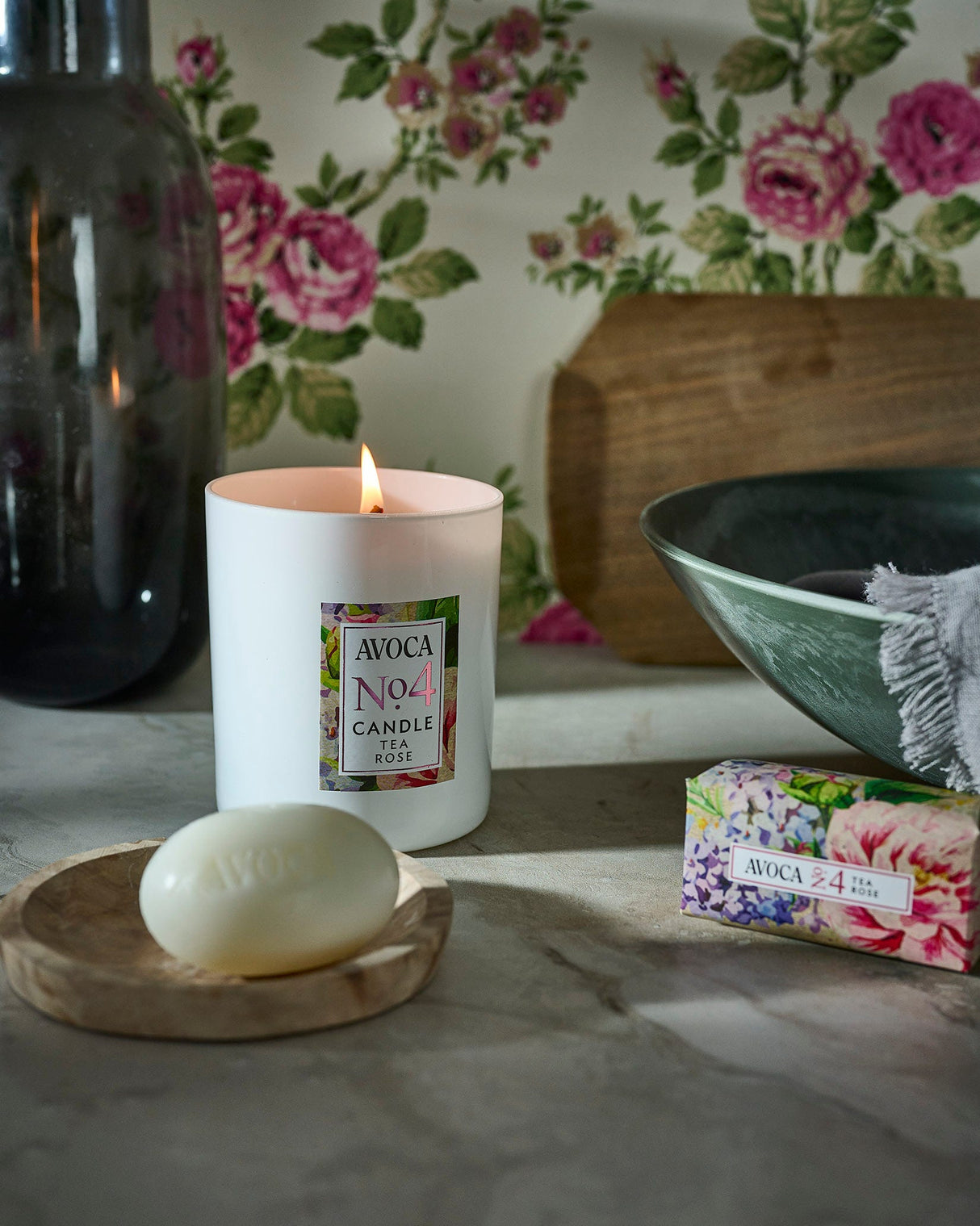 No. 4 Tea Rose Gift Set- Candle & Mini Soaps