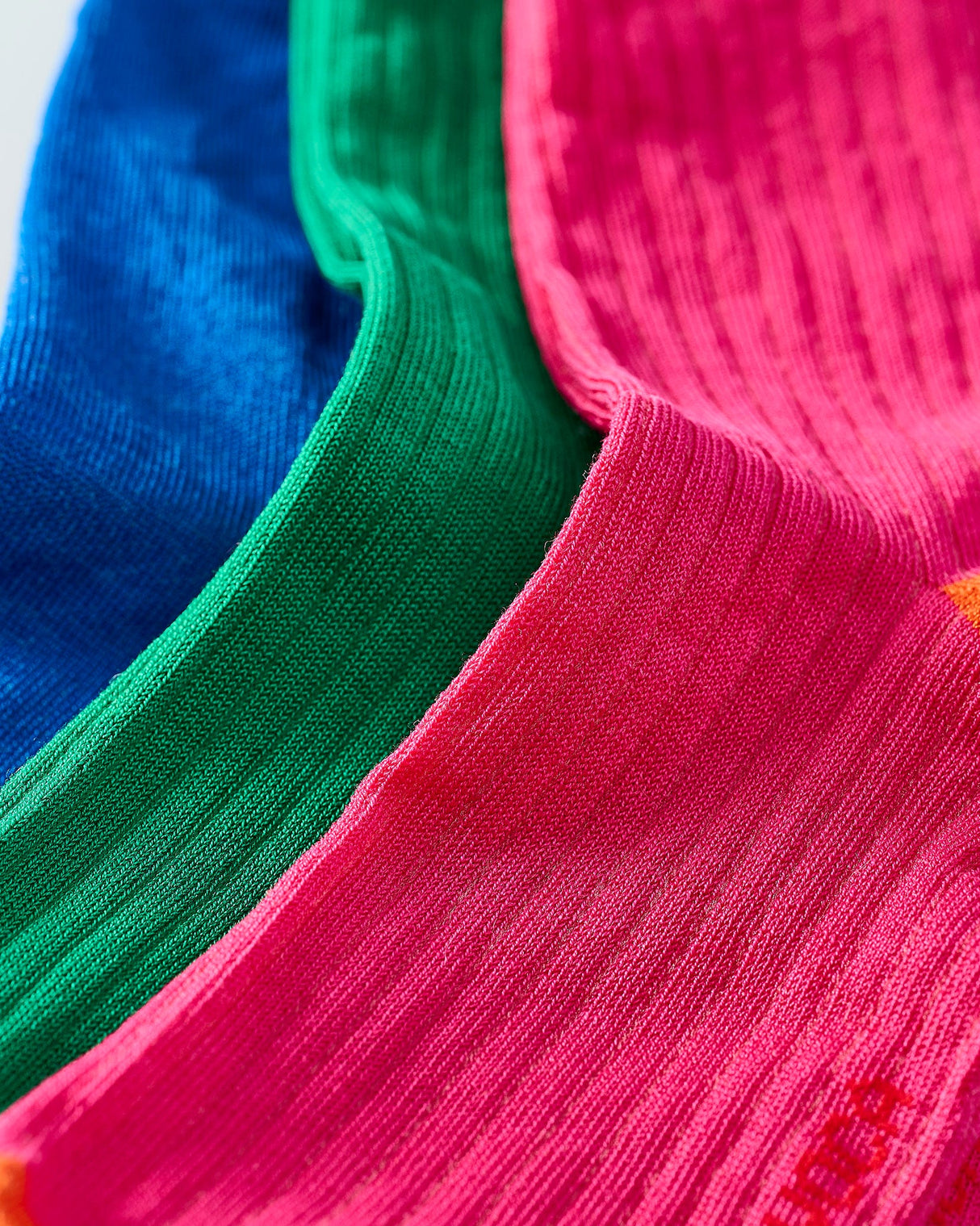 Pink-Meserized-Ribbed-Ankle-Socks