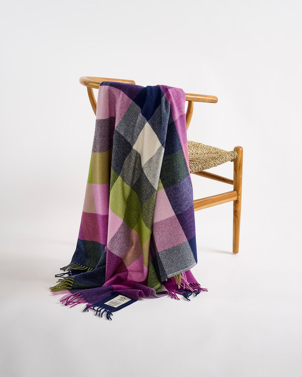 Pioneer-Lambswool-Throw