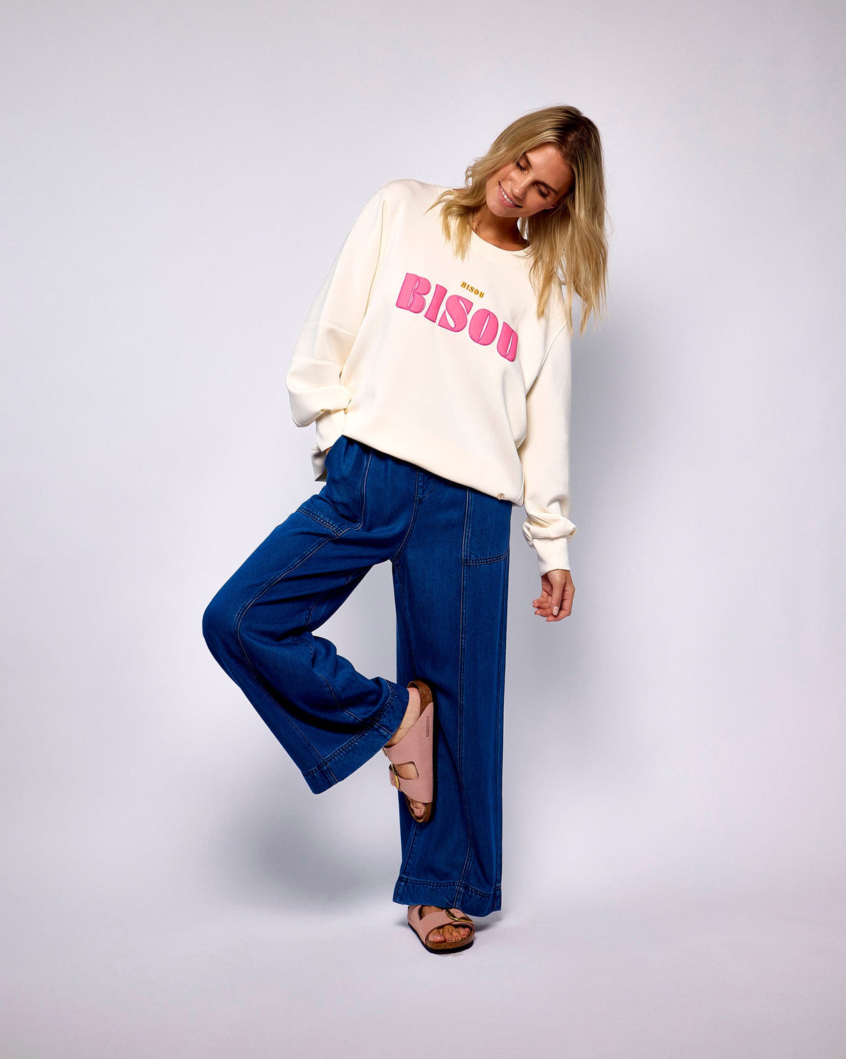 Snow-White-Posh-Bisou-Print-Sweatshirt