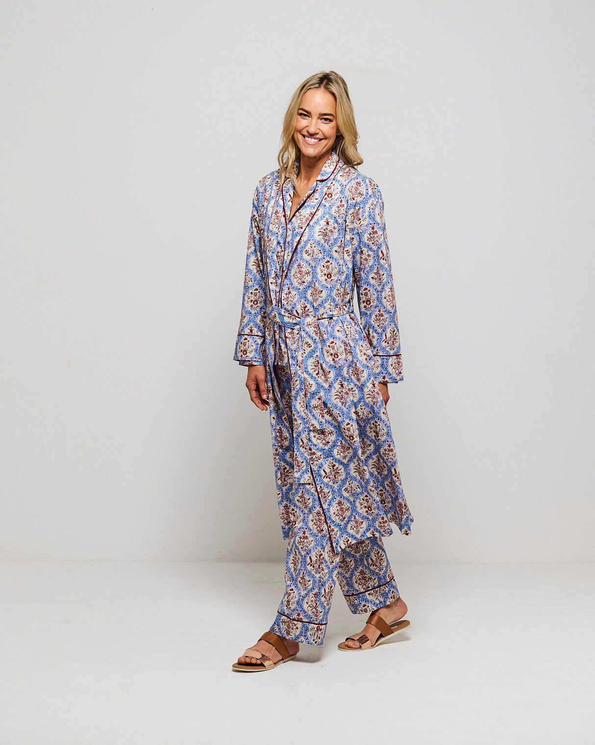 Blue-Pretty-Trellis-Cotton-Dressing-Gown