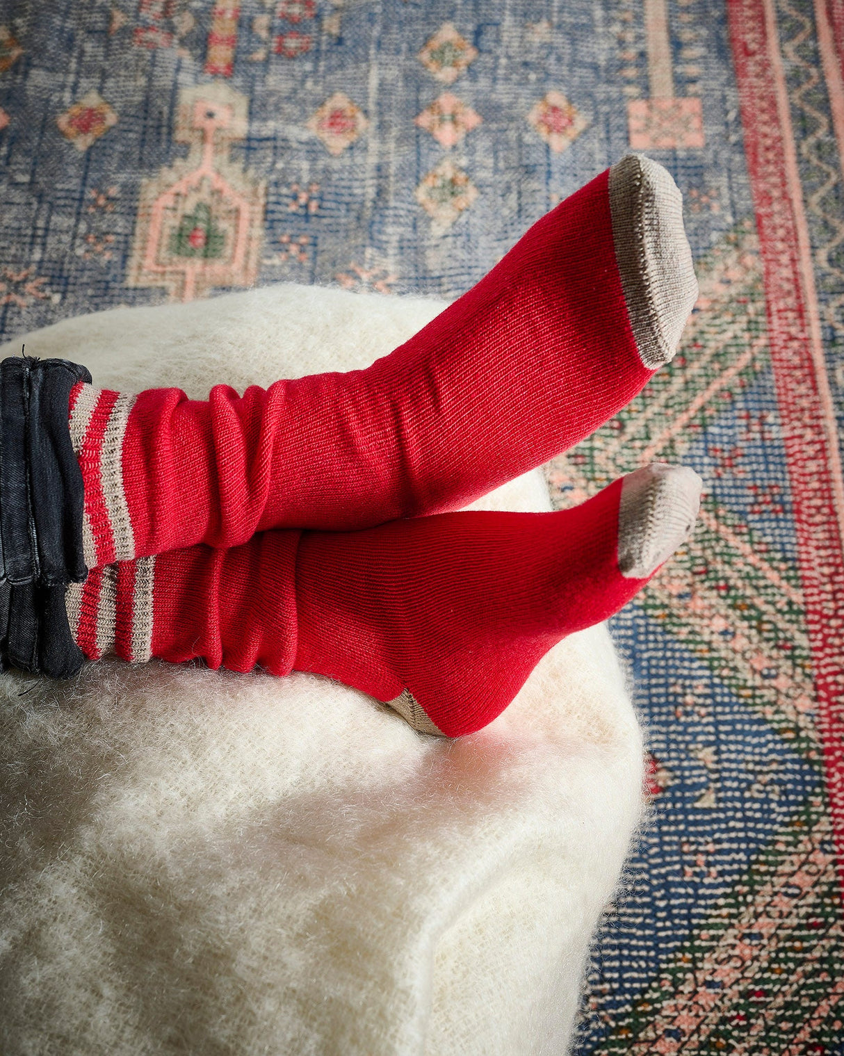 Red & Light Beige Cashmere Blend Men's Socks