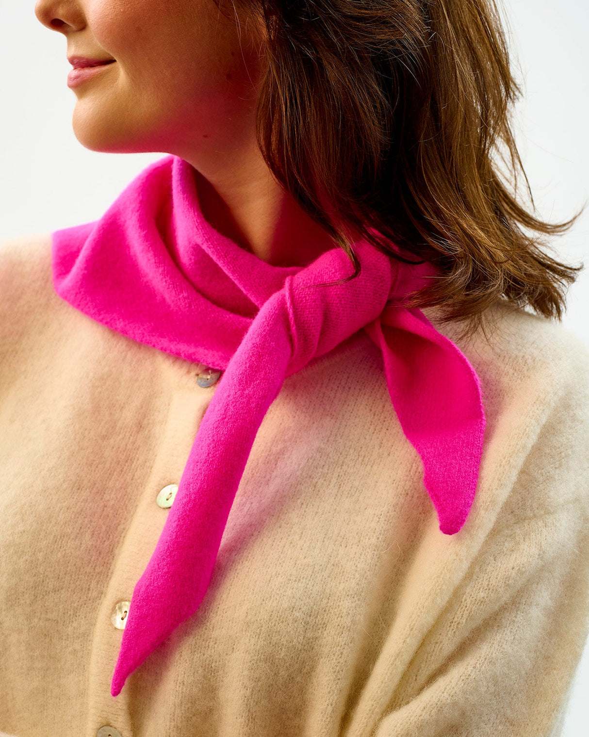 Neon-Pink-Lambswool-Triangle-Neck-Tie-Scarf