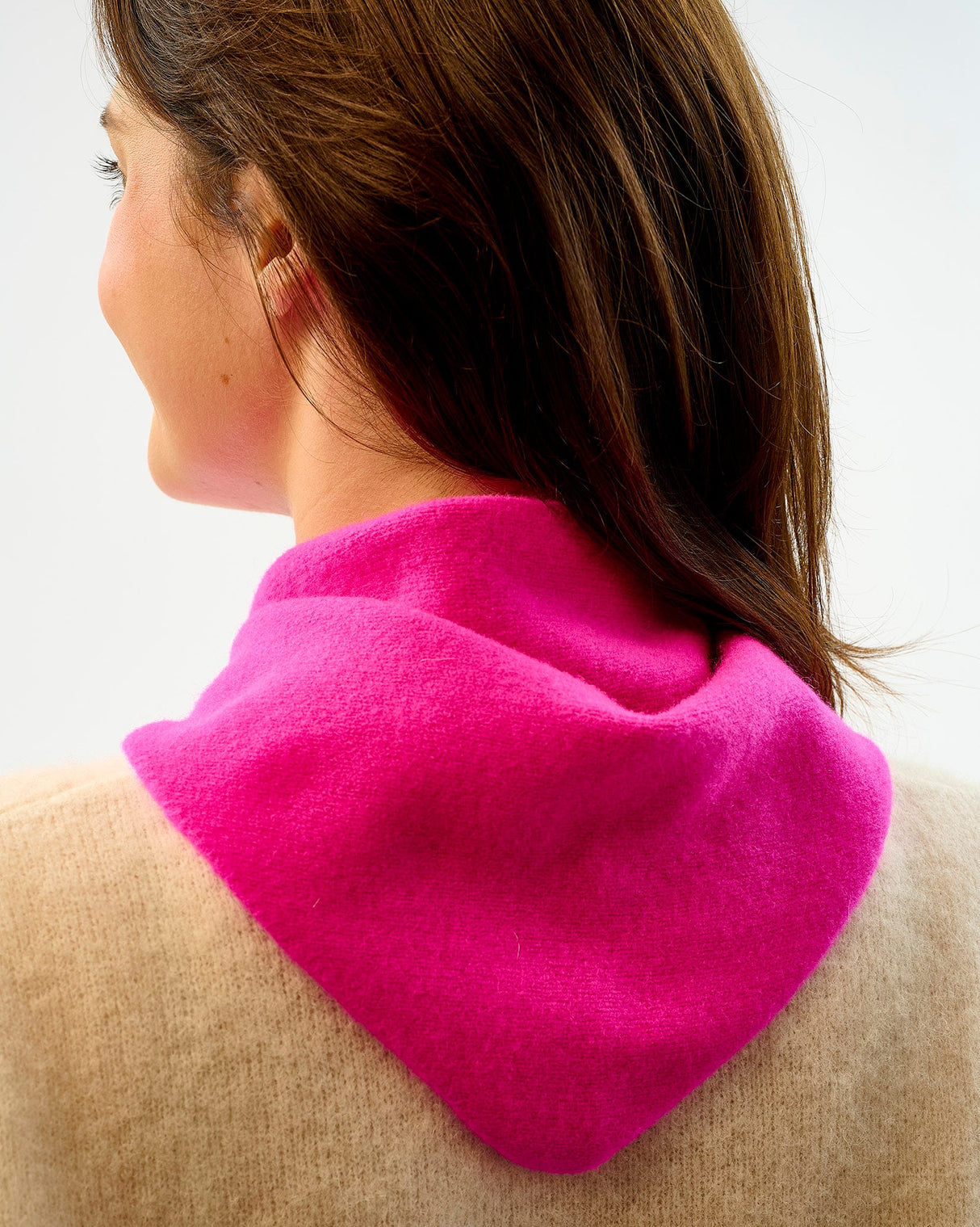Neon-Pink-Lambswool-Triangle-Neck-Tie-Scarf