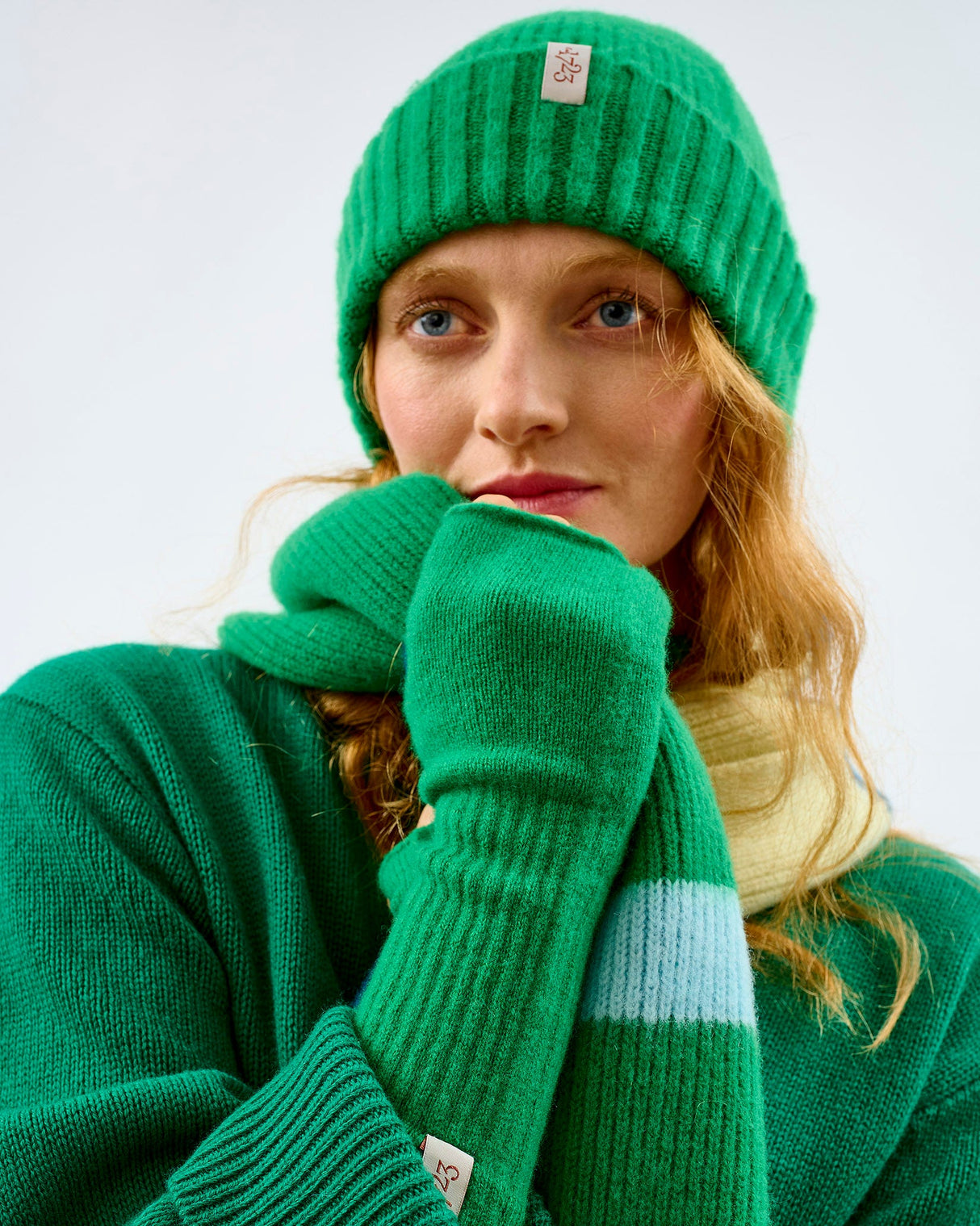 Billiard-Diesel-Lambswool-Fingerless-Mittens