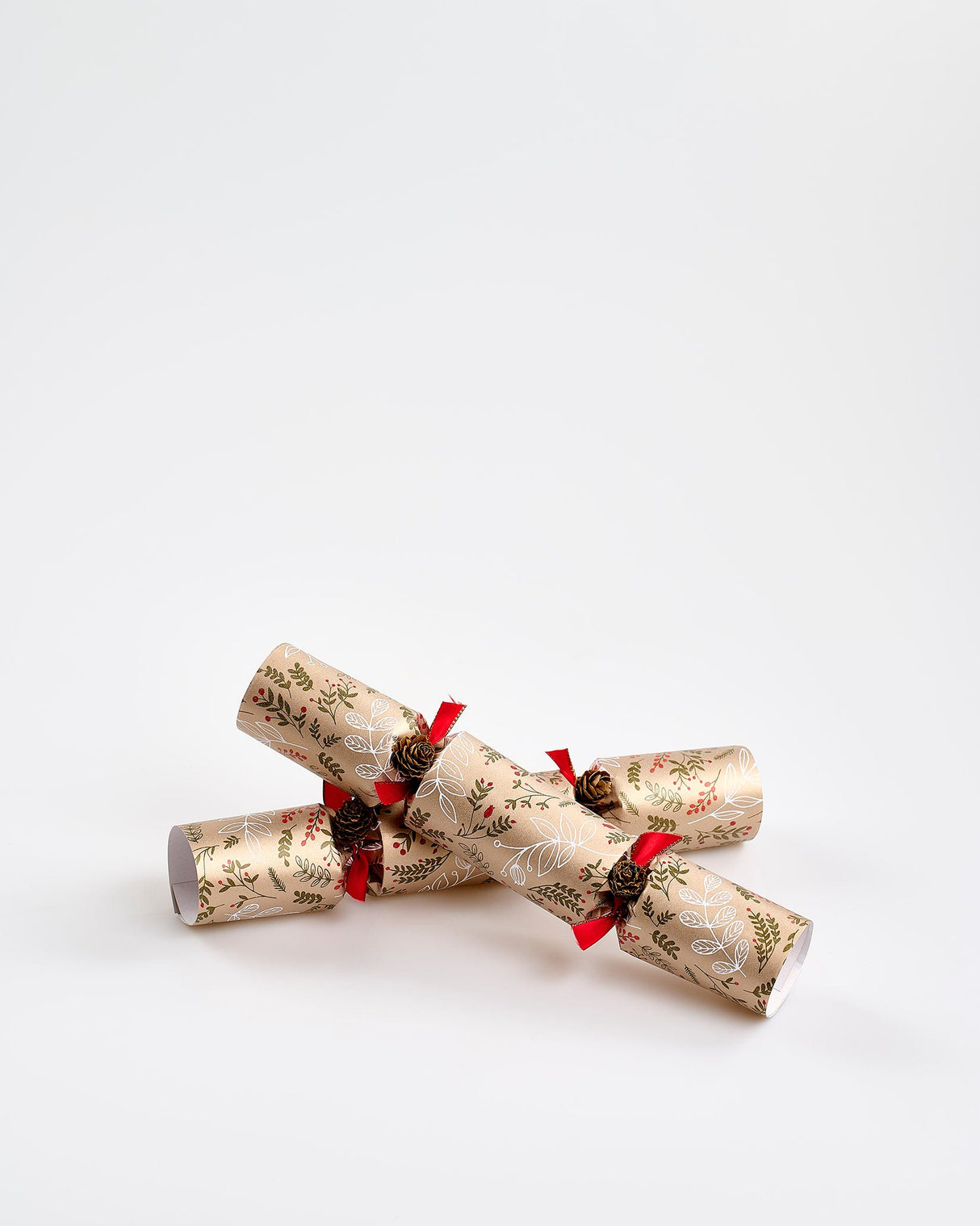 Buds-Berries-Handmade-Christmas-Crackers