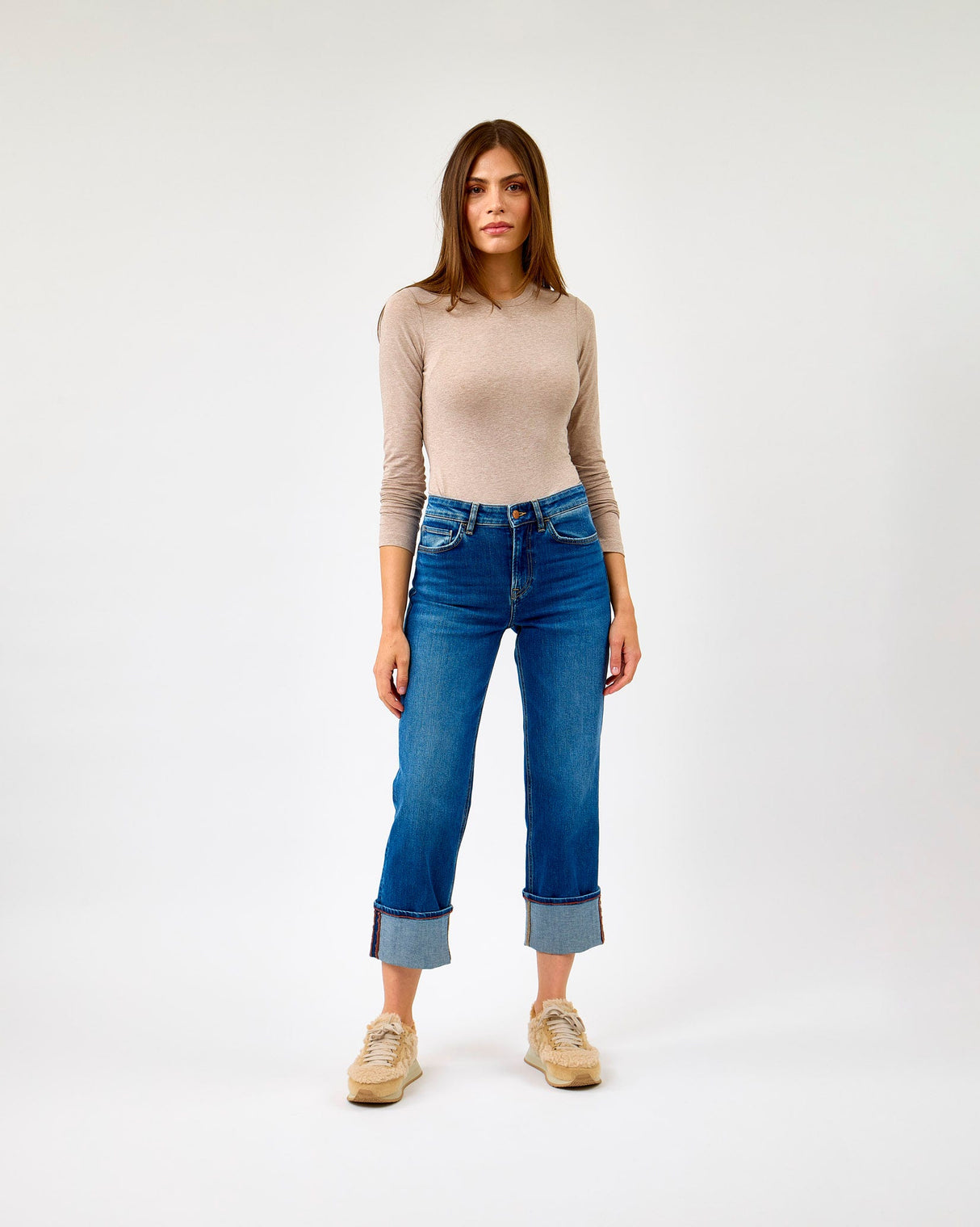 Medium-True-Basic-Wash-Jeans