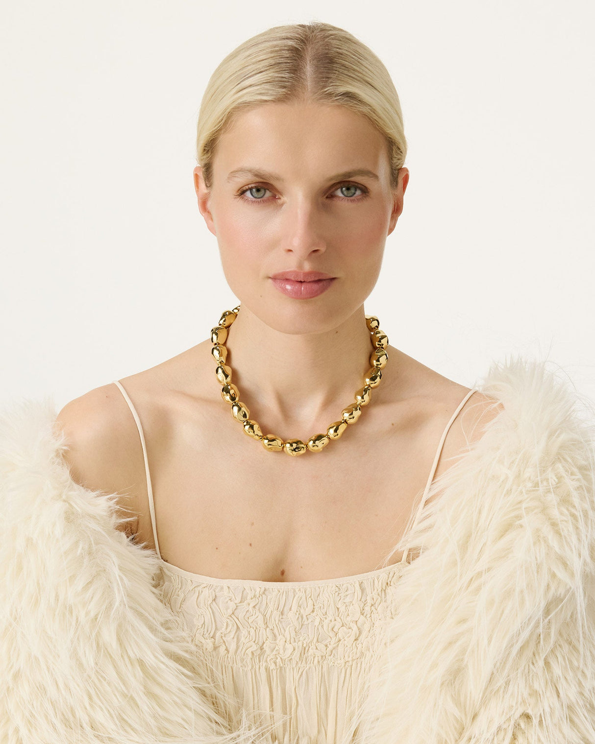 Gold-Organic-Pearl-Short-Necklace