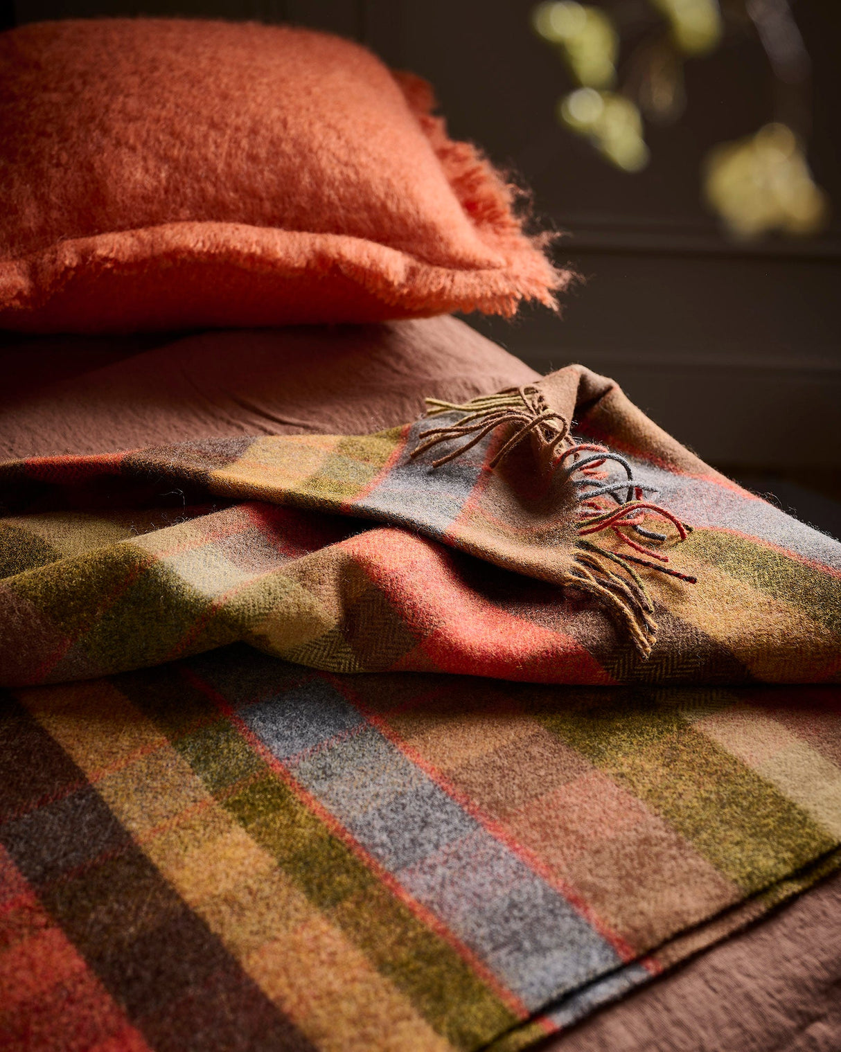 WR94 Lambswool Throw