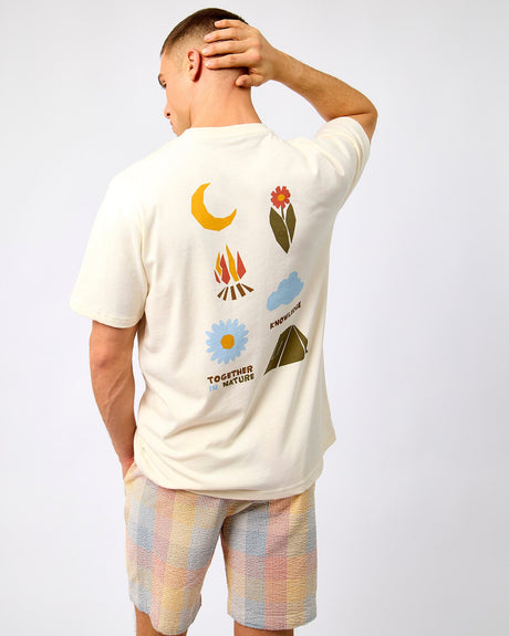 Egret-Graphic-Print-T-Shirt