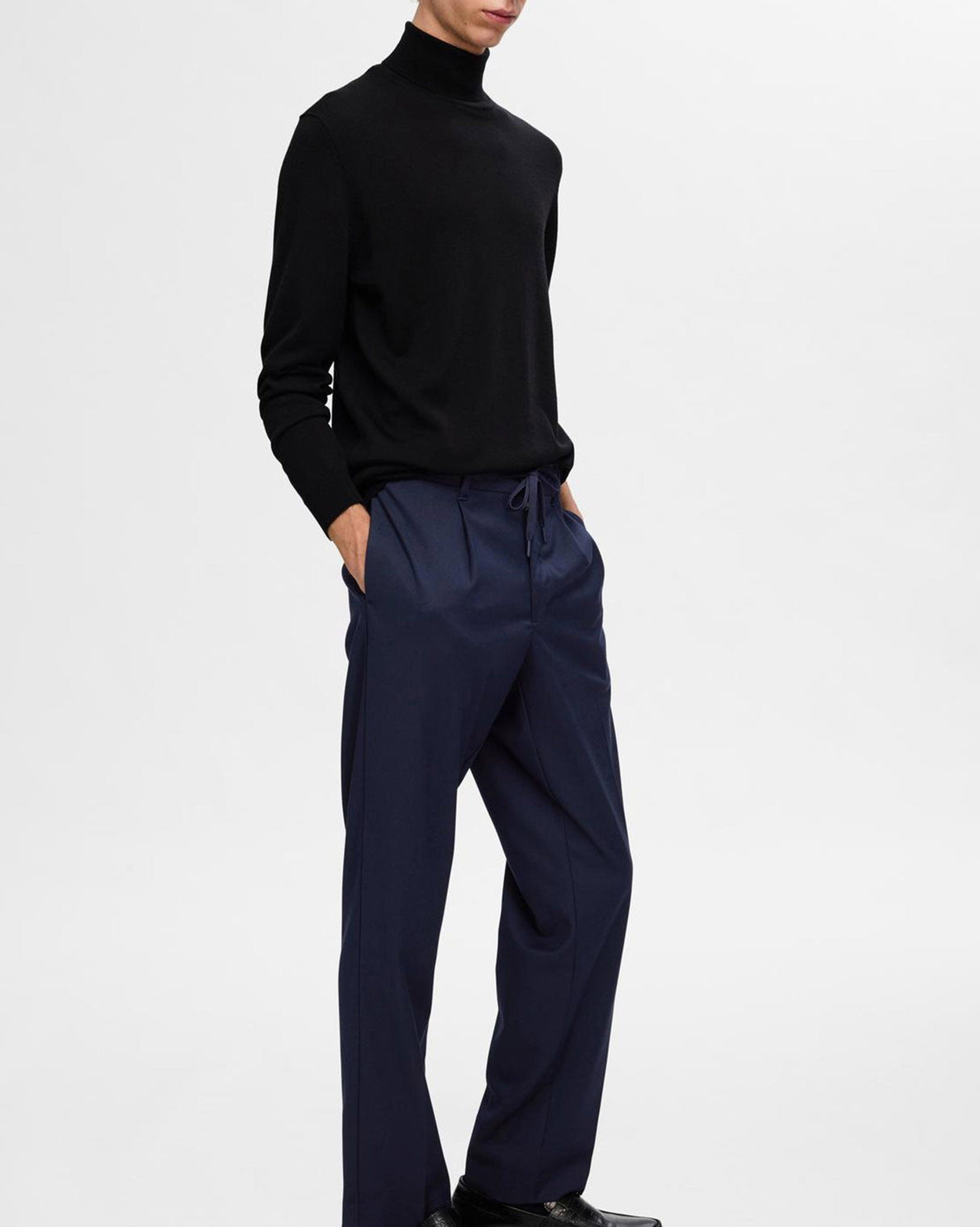 Sky Captain Leroy Tapered Pleated Pants