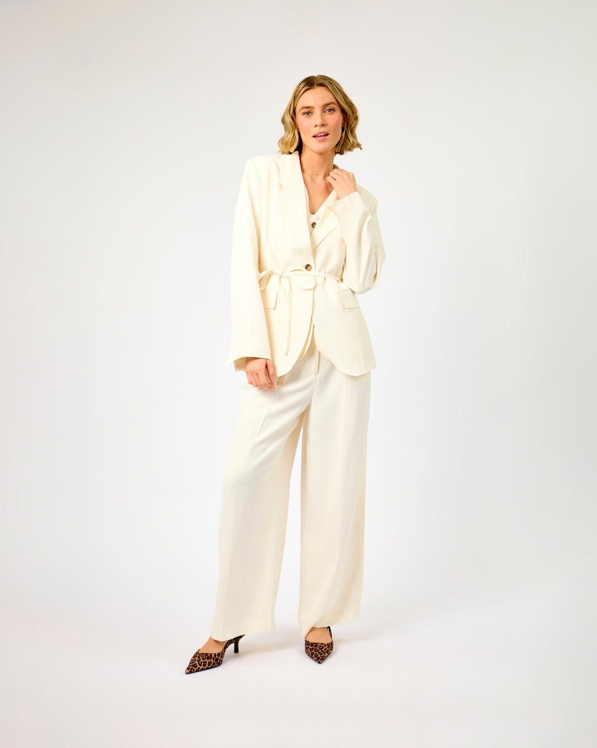 Egret Ellie Oversized Blazer