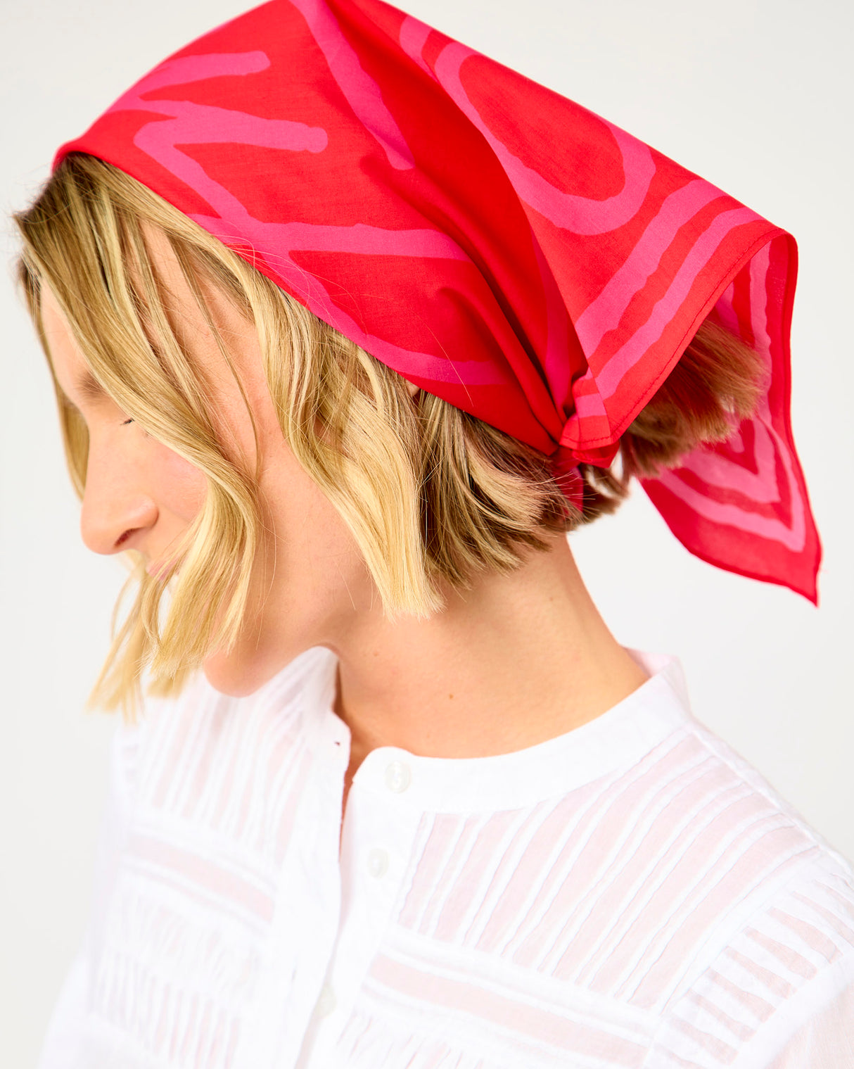 Poinsettia Nicolina Amour Bandana
