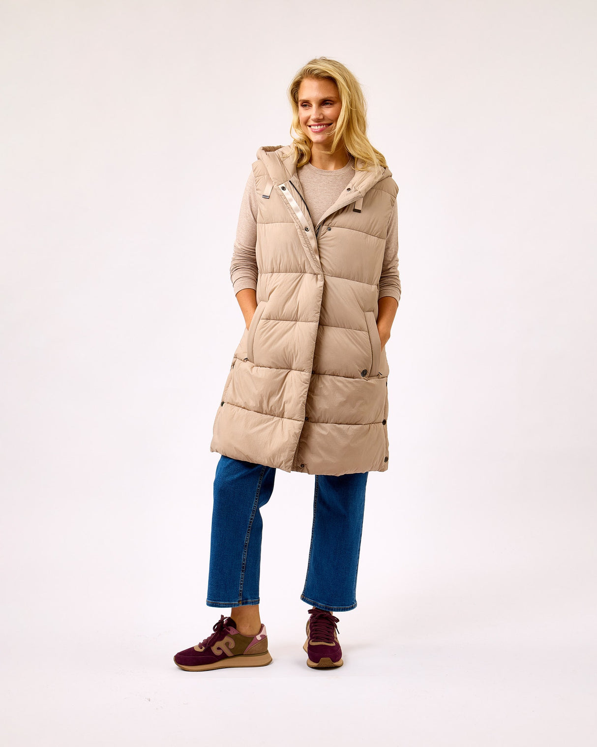 Macchiato-Long-Hooded-Vest