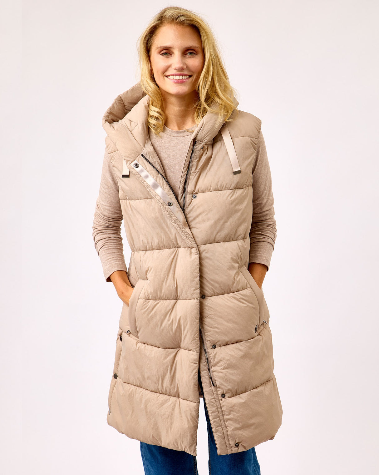 Macchiato Long Hooded Vest