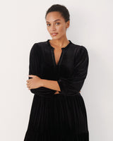 Black Viggasa Velvet Midi Dress