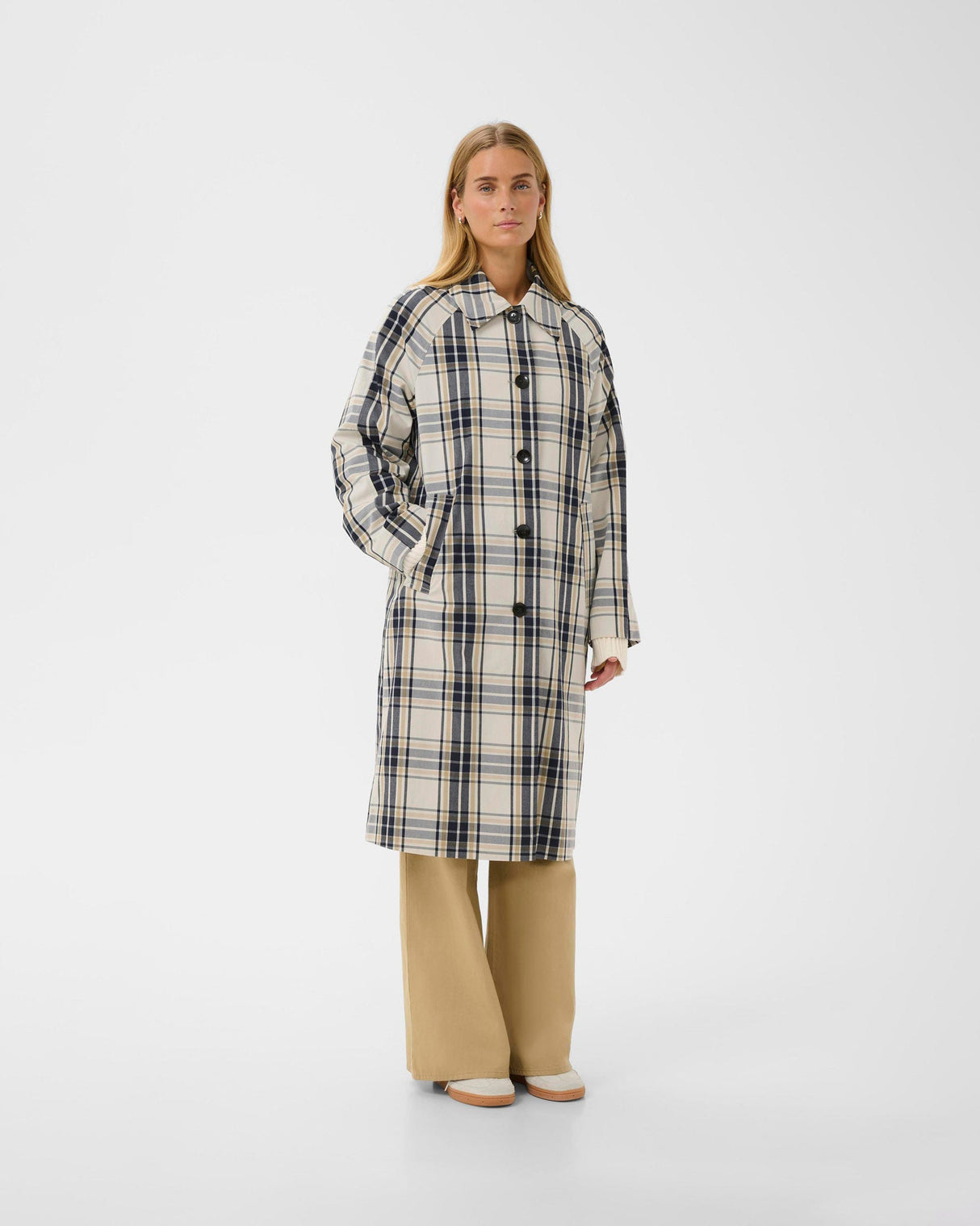 Dark-Navy-Check-Yasha-Long-Coat