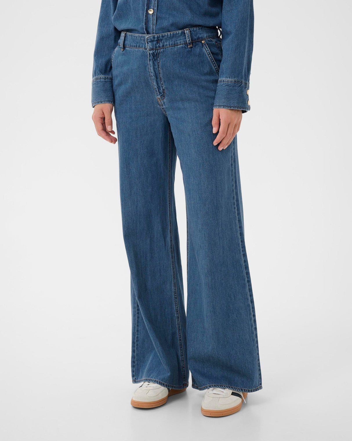 Medium-Blue-Safina-Wide-Leg-Jeans