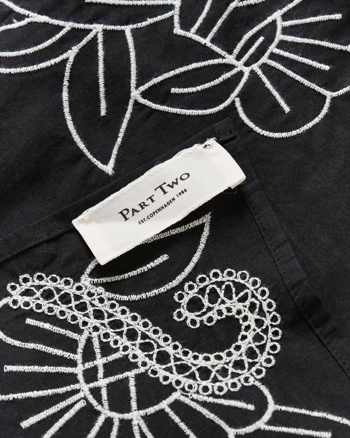 Black & Eggnog Phias Cotton Embroidered Scarf