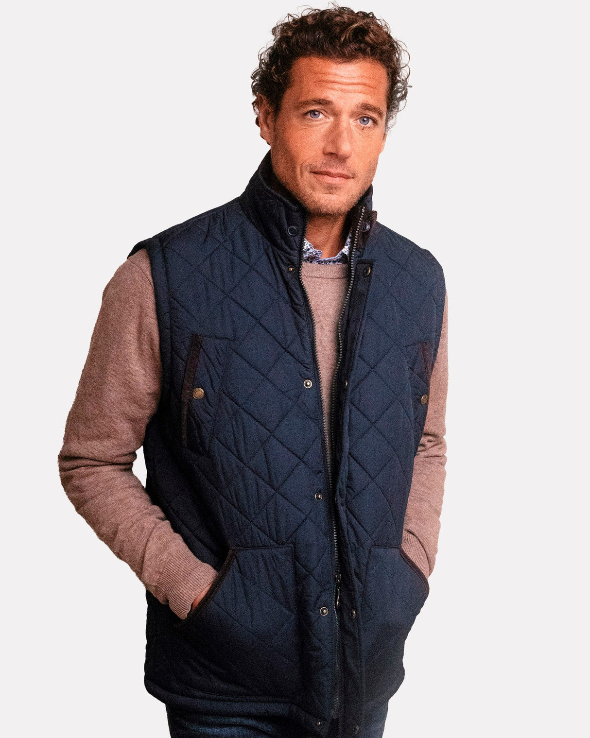 Navy-Water-Repellent-Quilted-Gilet