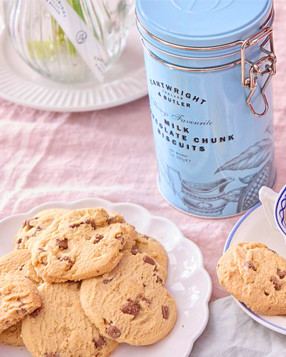 C&B Milk Chocolate Chunk Biscuits Tin