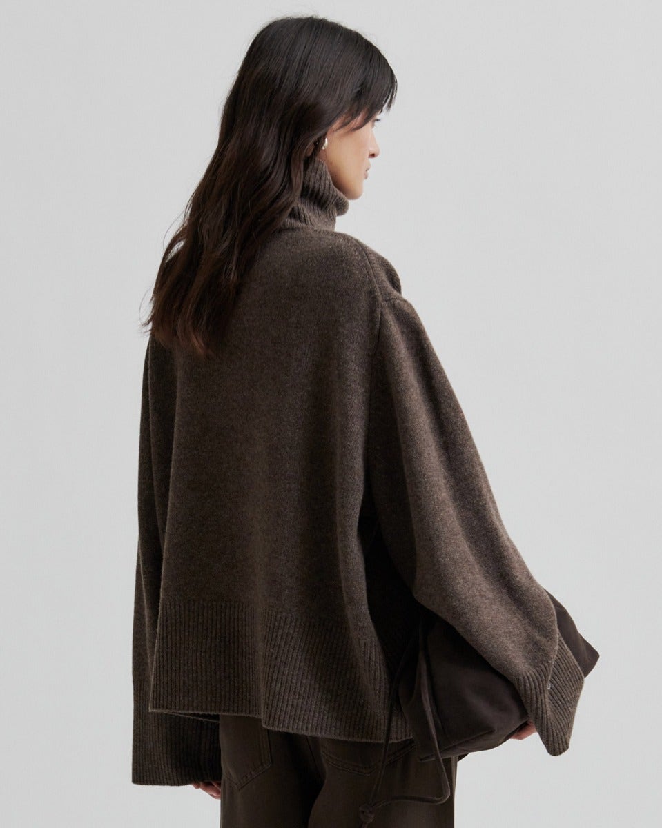 Delicioso Alpha Turtle Neck Jumper