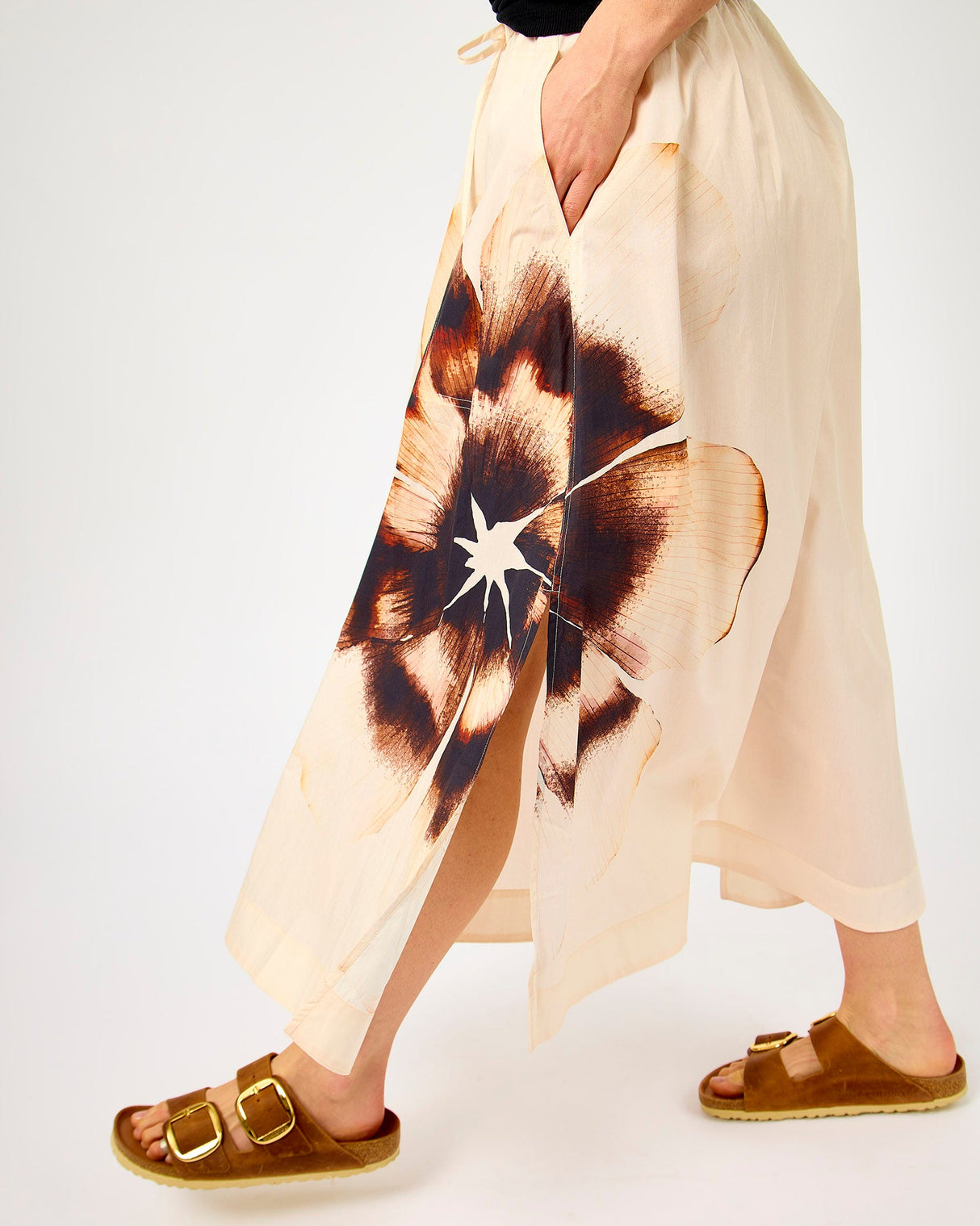 Eggnog Adrienna Cotton Flower Maxi Skirt