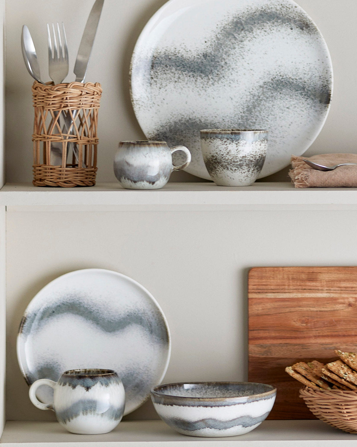 Grey-Paula-Stoneware-Cup