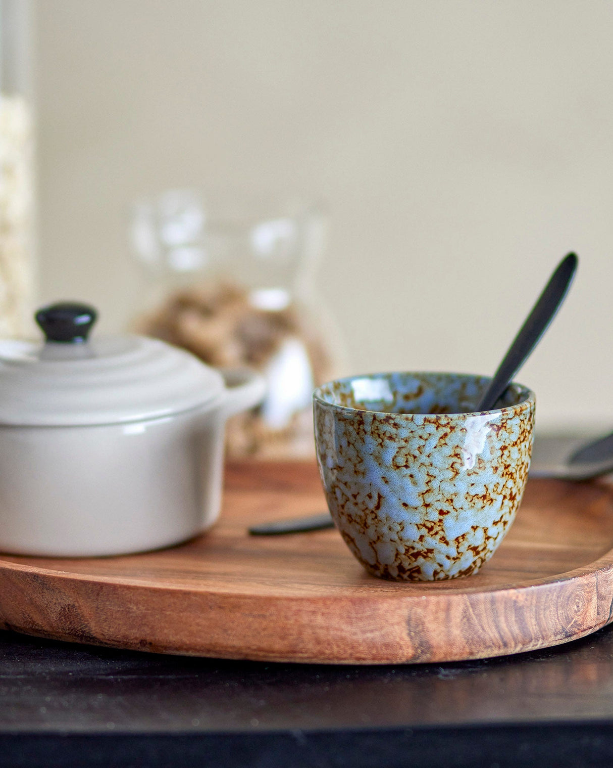 Blue-Retro-Paula-Stoneware-Handleless-Cup