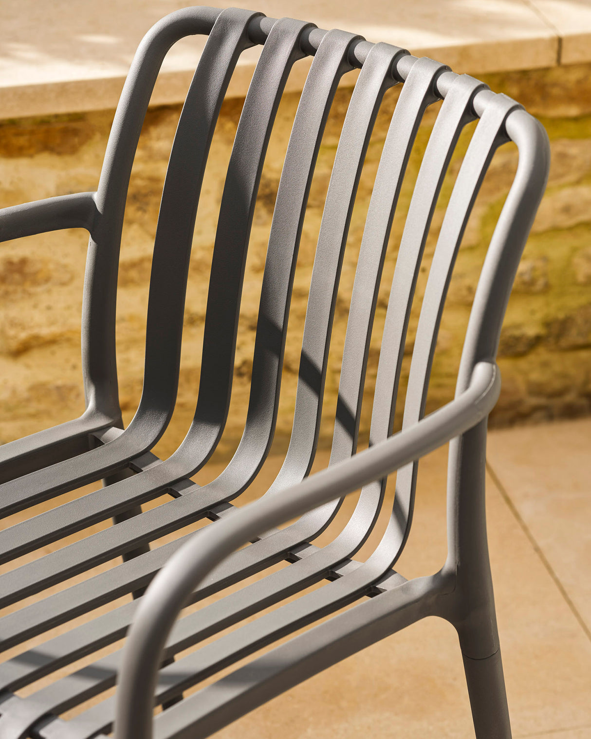 Carbon Edgeworth Armchairs & Side Table Set