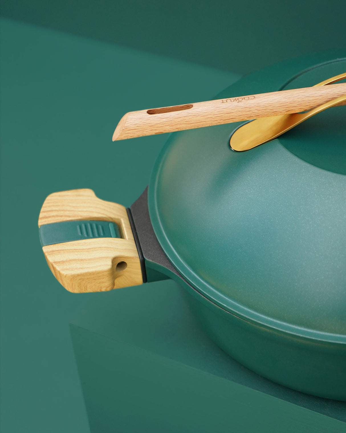 Canopy 28cm Lidded Non-Stick 8-in-1 Pan with Accessories