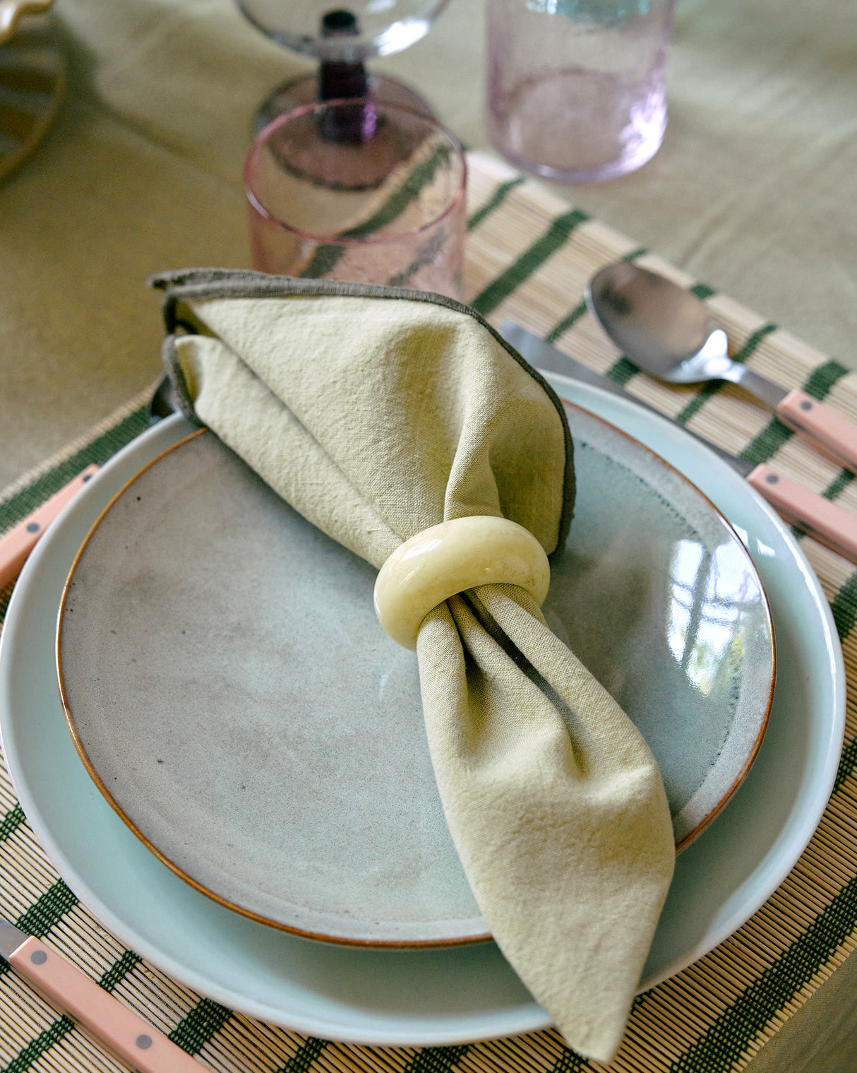 Sunrise Polyresin Napkin Rings - Set of 4