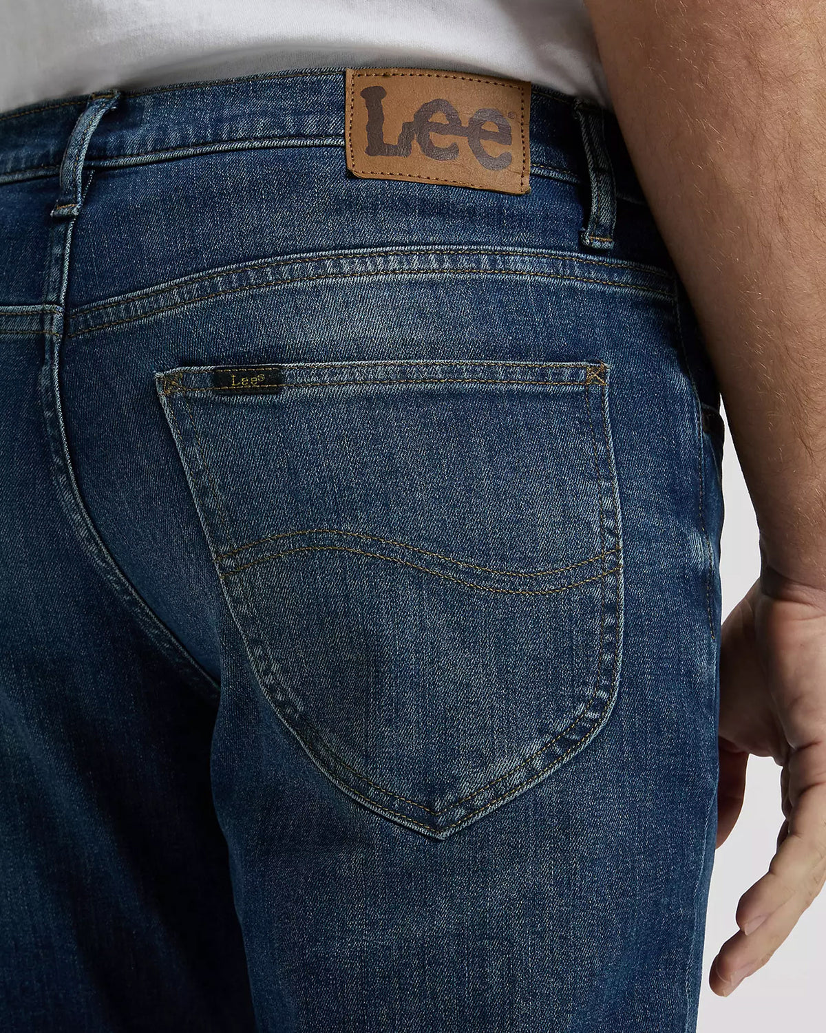Dusty River Wash David Regular Tapered Jeans