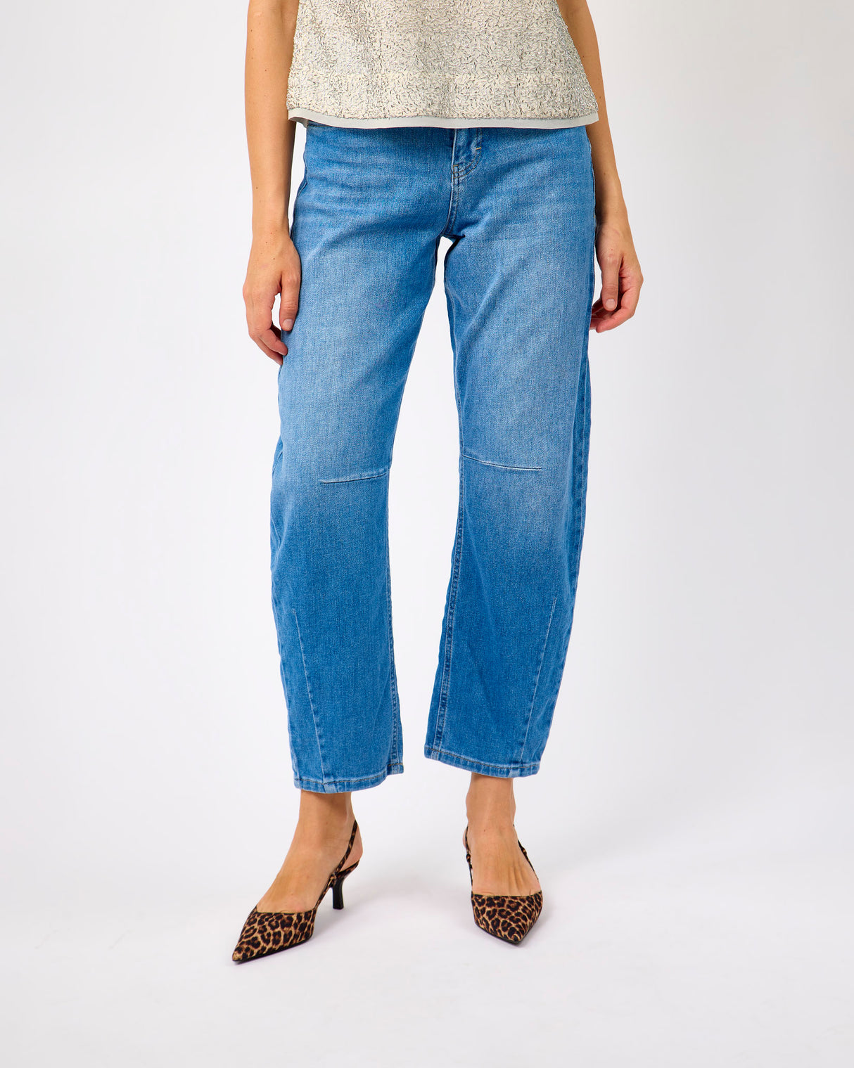 Medium Blue Anni Barrel Leg Jeans
