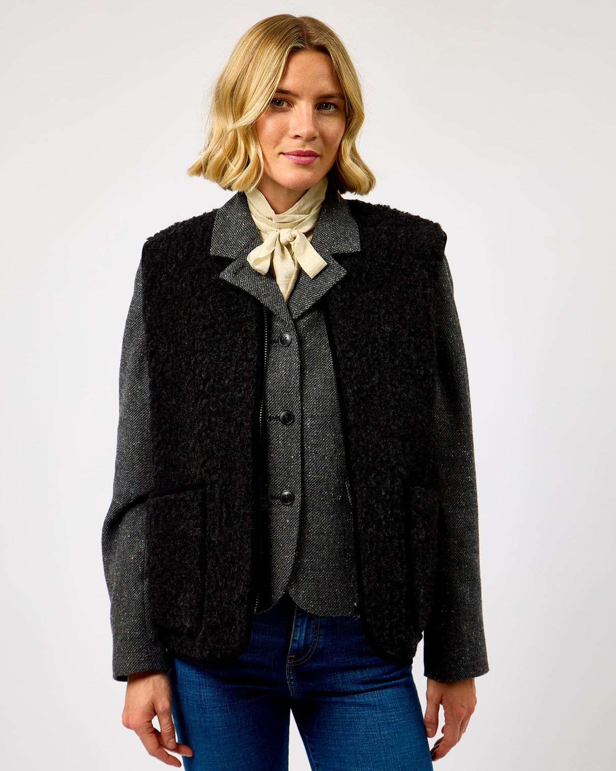 Black Textured Sheep Wool Pepitko Vest