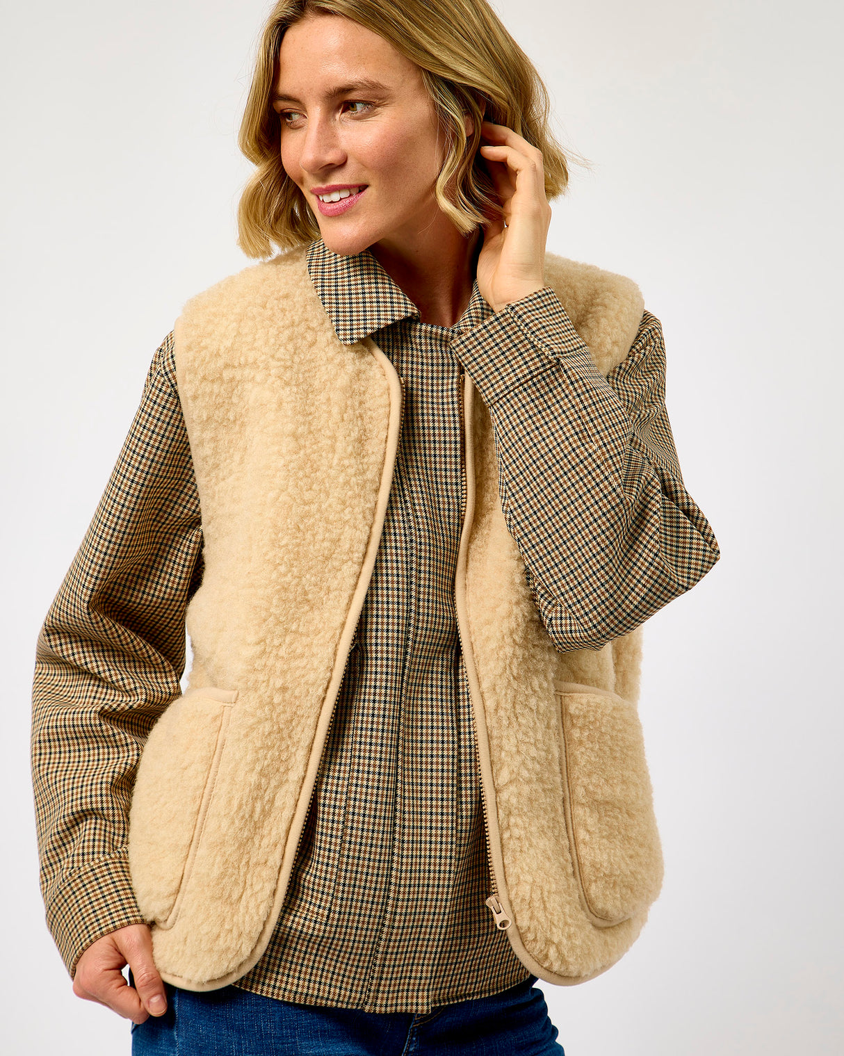 Beige Textured Sheep Wool Pepitko Vest