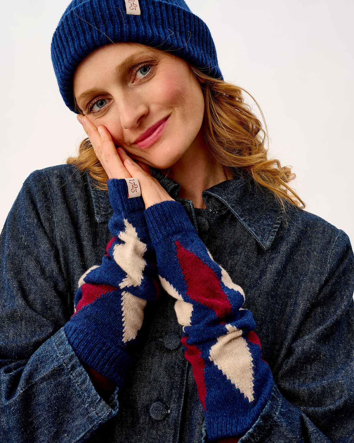 Regatta, Bordeaux & Linen Ayrshire Argyle Lambswool Wrist Warmers