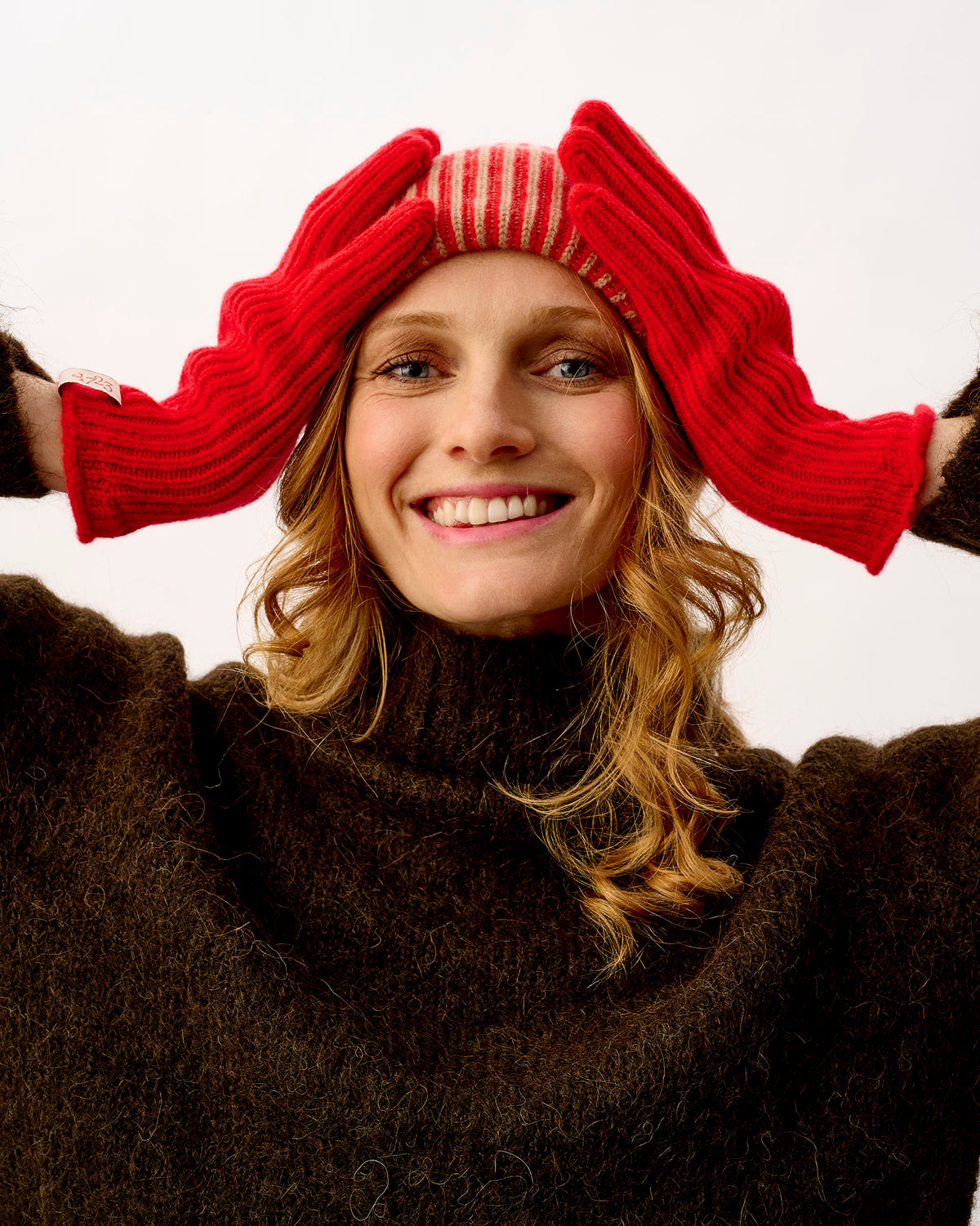 Tartan Scarlet & Camel Lambswool Ribbed Gloves