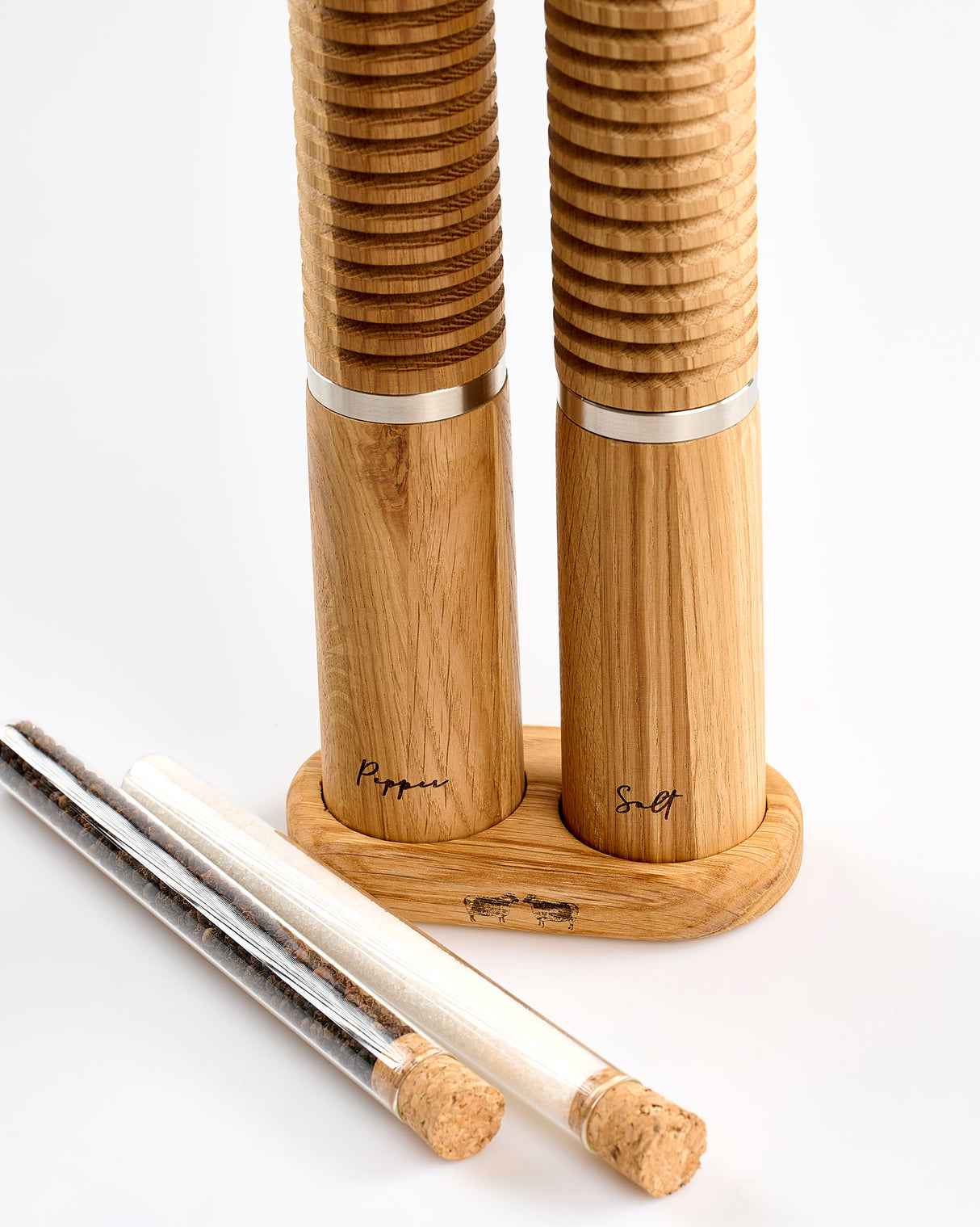 Oak Salt & Pepper Grinders Set