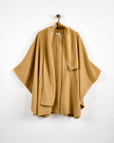 Camel Cashmere Blend Berry Cape
