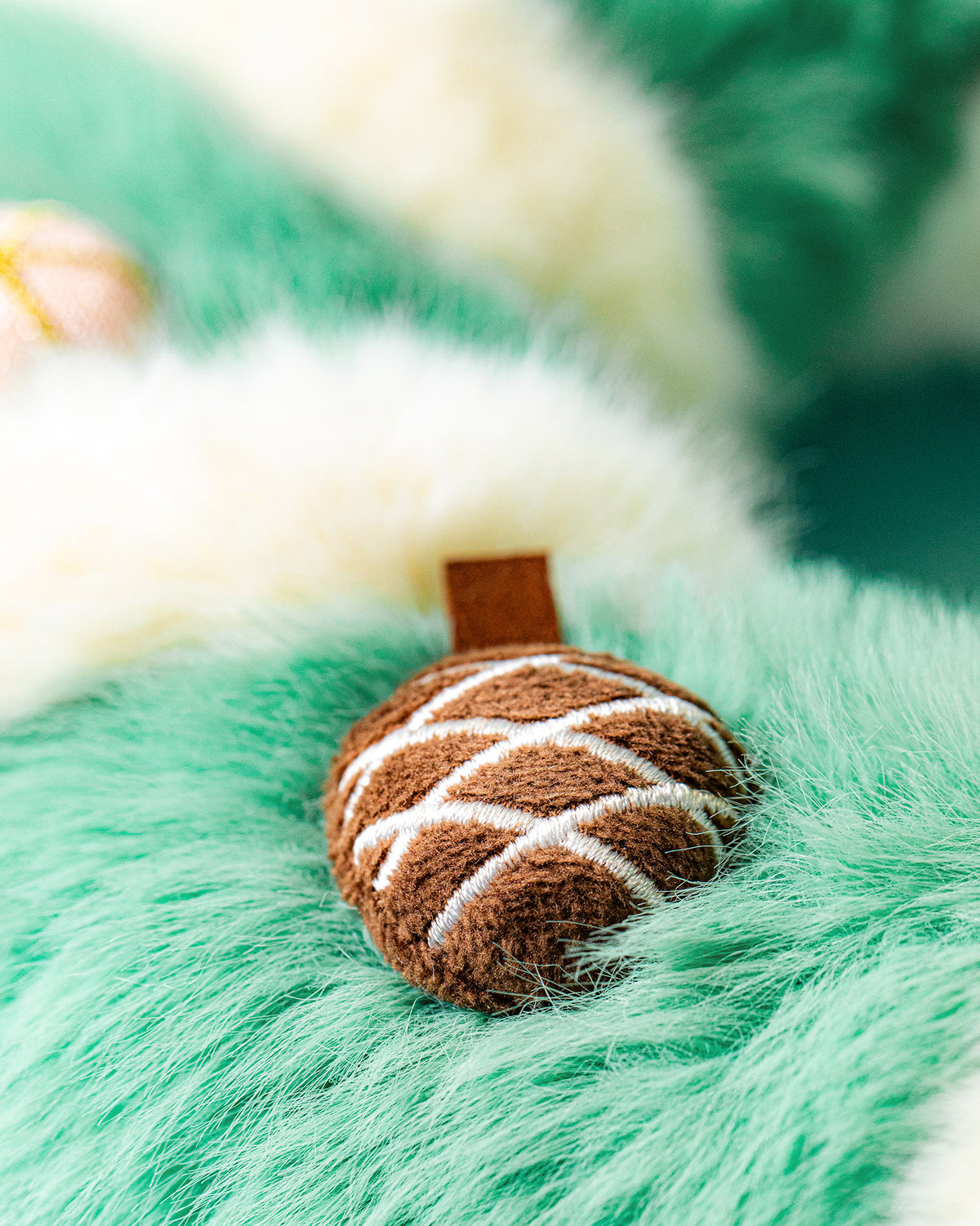 Amuseables Pinecone Wreath