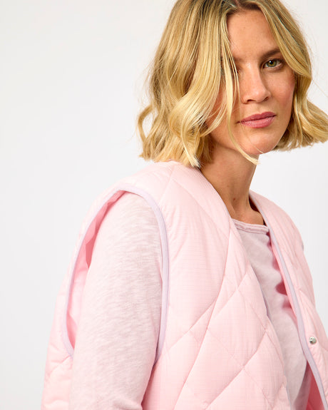 Petal Yupibam Quilted Gilet