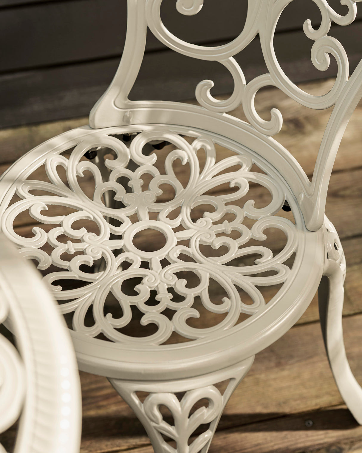 Clay Watemoor Bistro Aluminium Chairs & Table Set