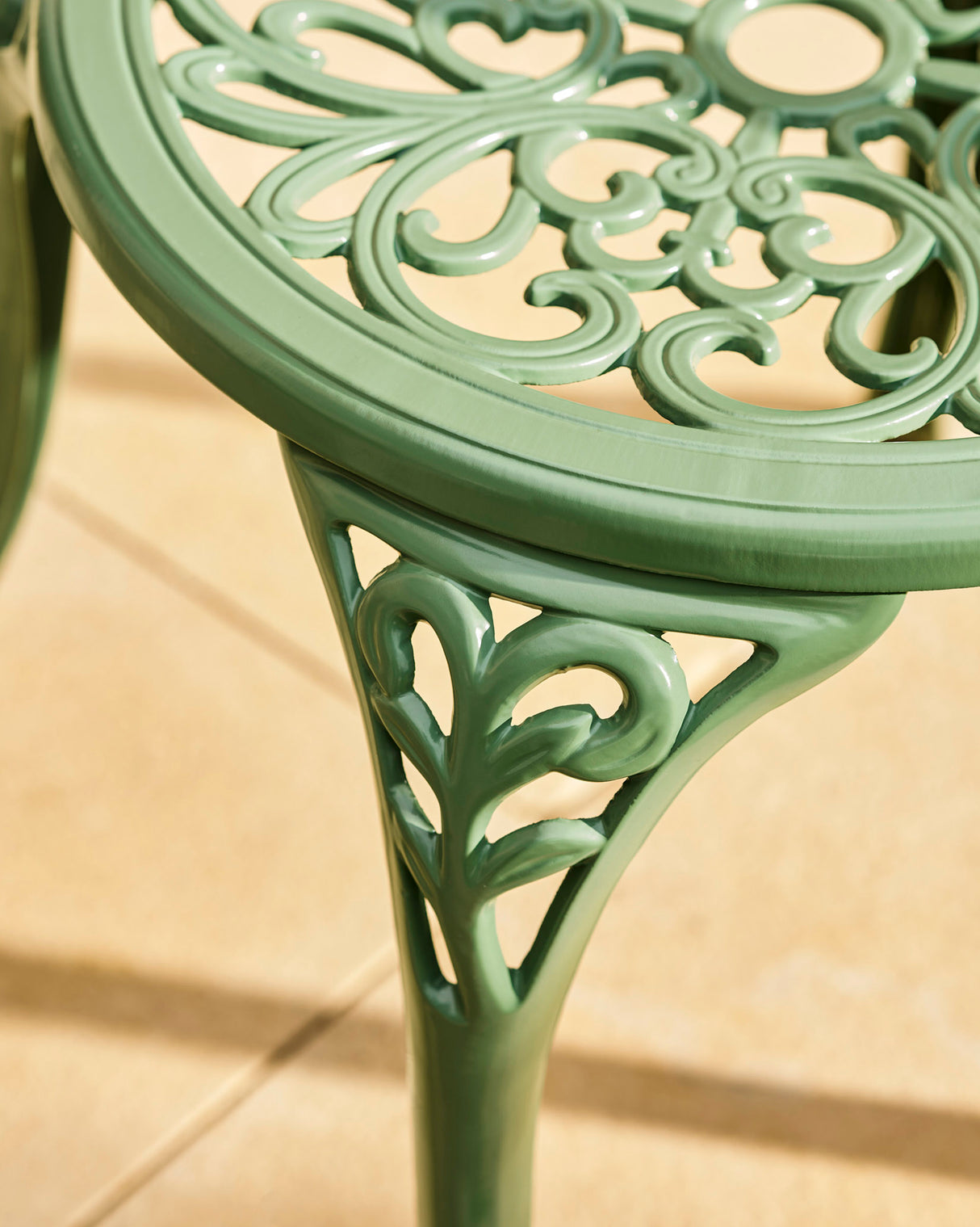 Thistle Green Watemoor Bistro Aluminium Chairs & Table Set