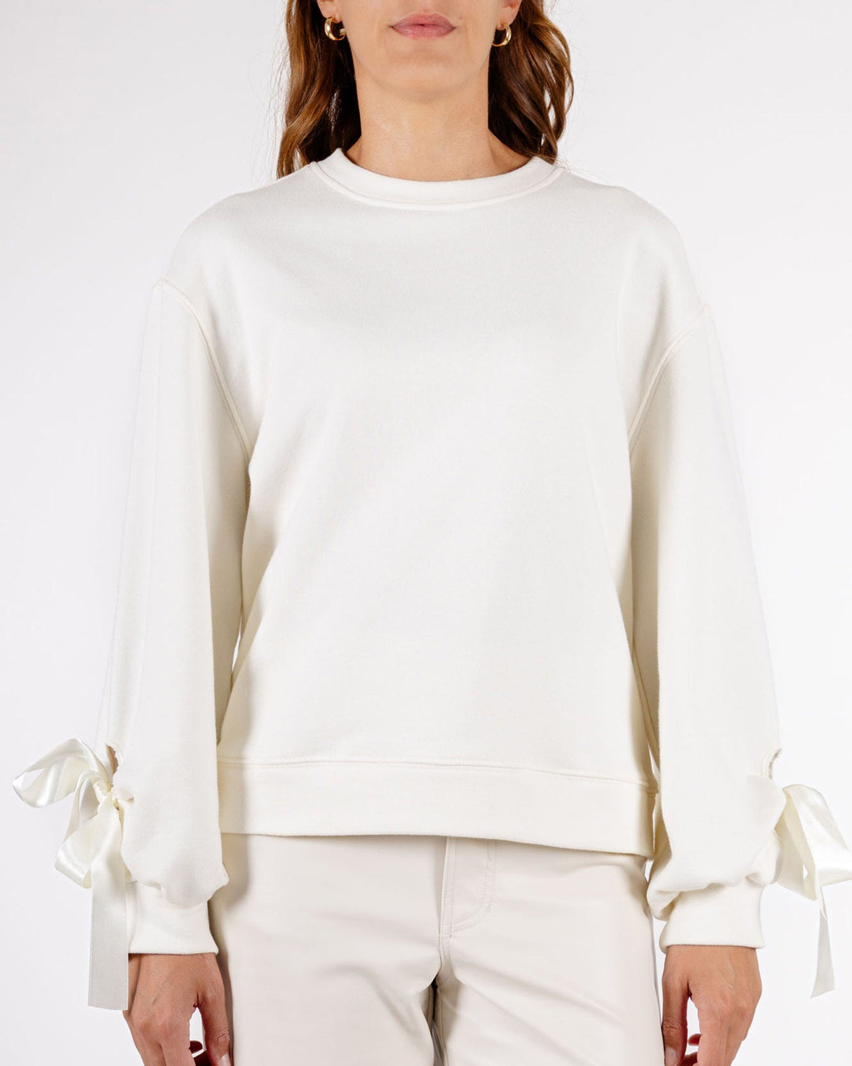 Snow-White-Baso-Sweatshirt