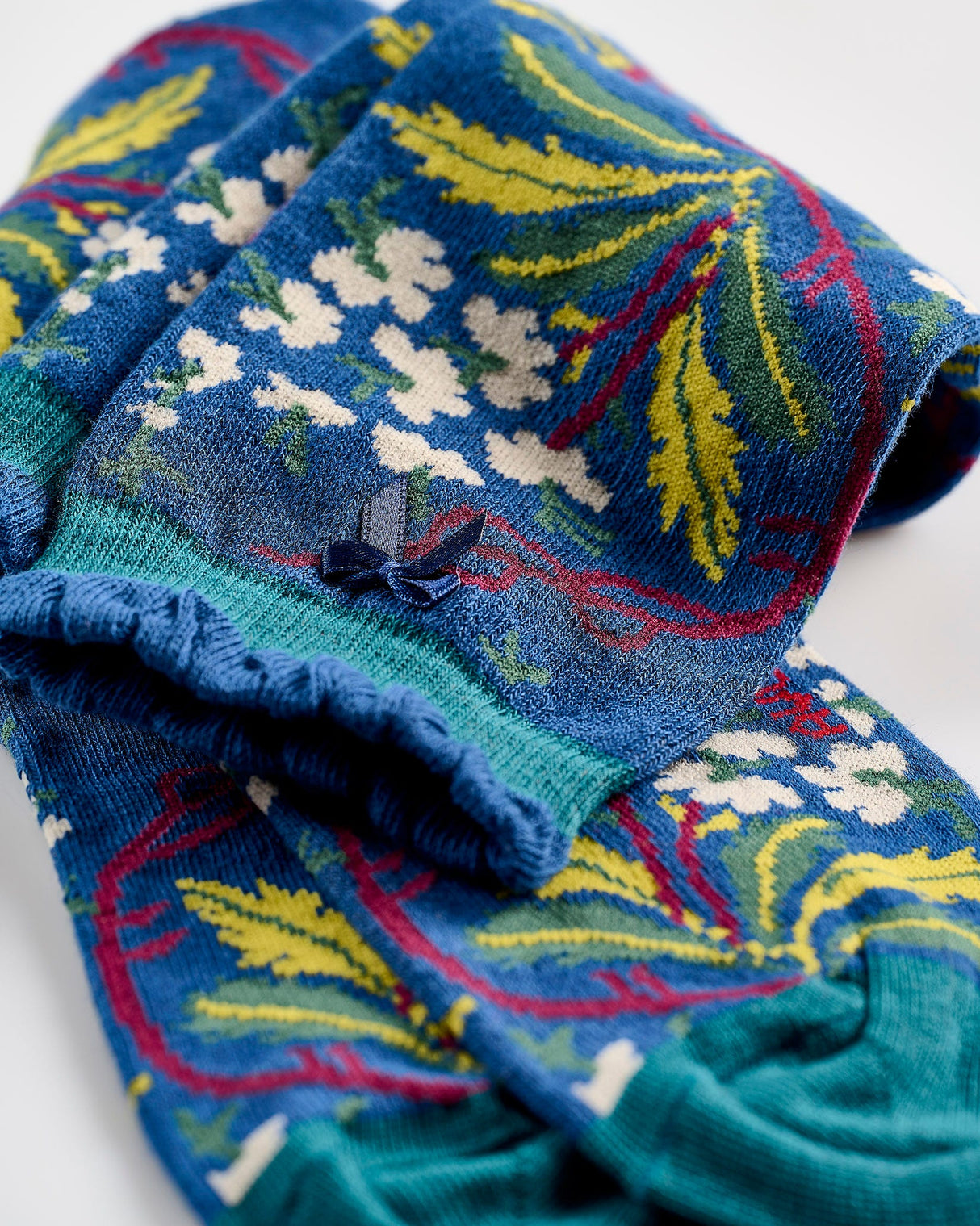 Navy-Oak-Hydrangea-Knee-Sock