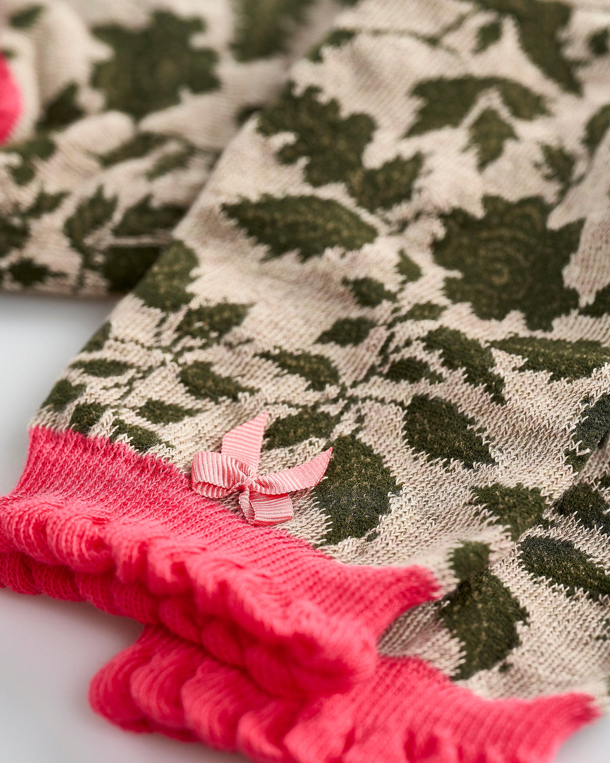 Green-Leaf-Ankle-Socks